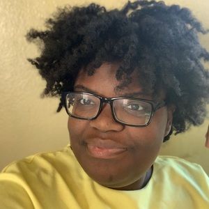 Meet your Posher, Jasmin